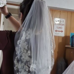 Elegant White Bridal Veil